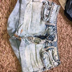 bullhead denim shorts